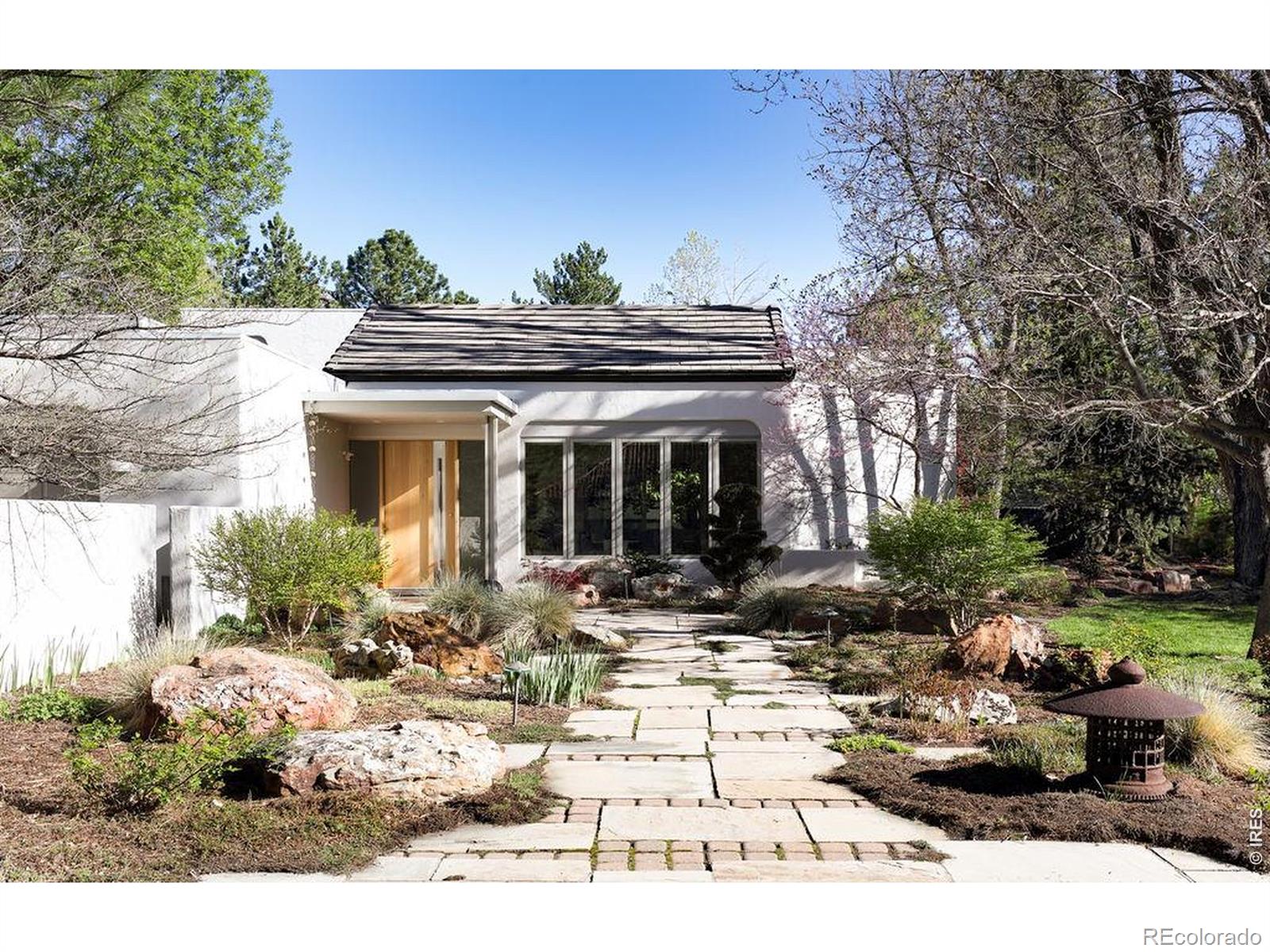 2535 Sumac Ave. Avenue