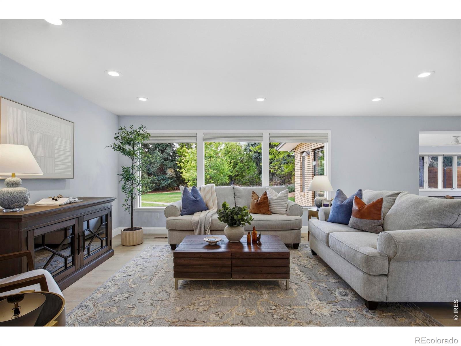 2739 Grinnell Drive