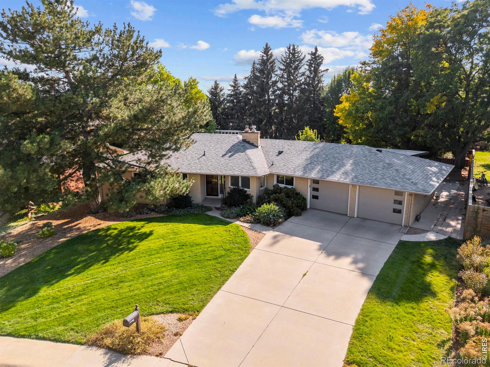 2739 Grinnell Drive
