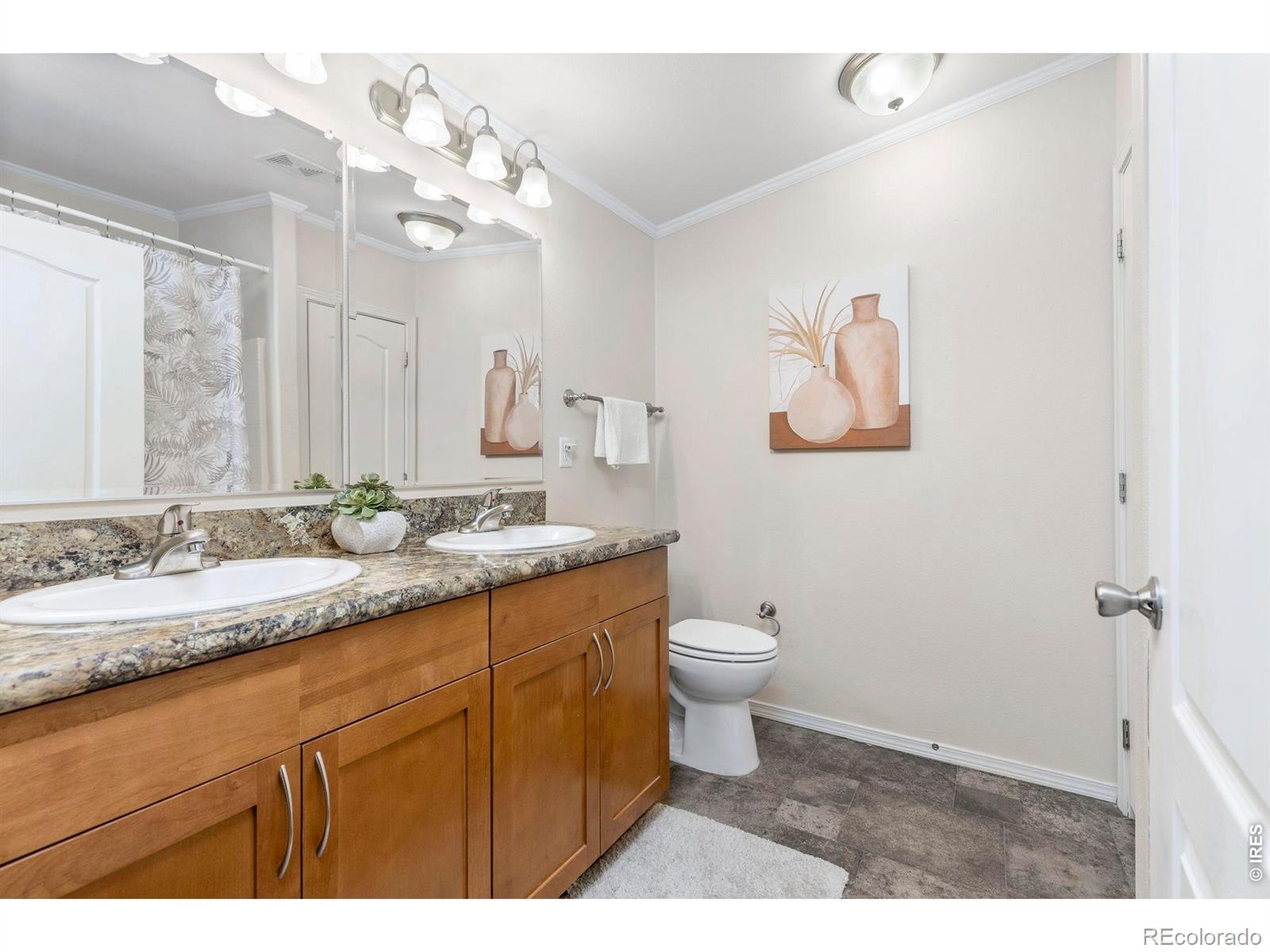 1221 Raven Place