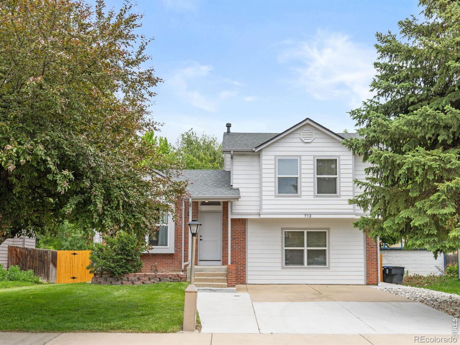 712 Cameron Lane