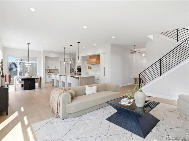 936 Sunflower Street