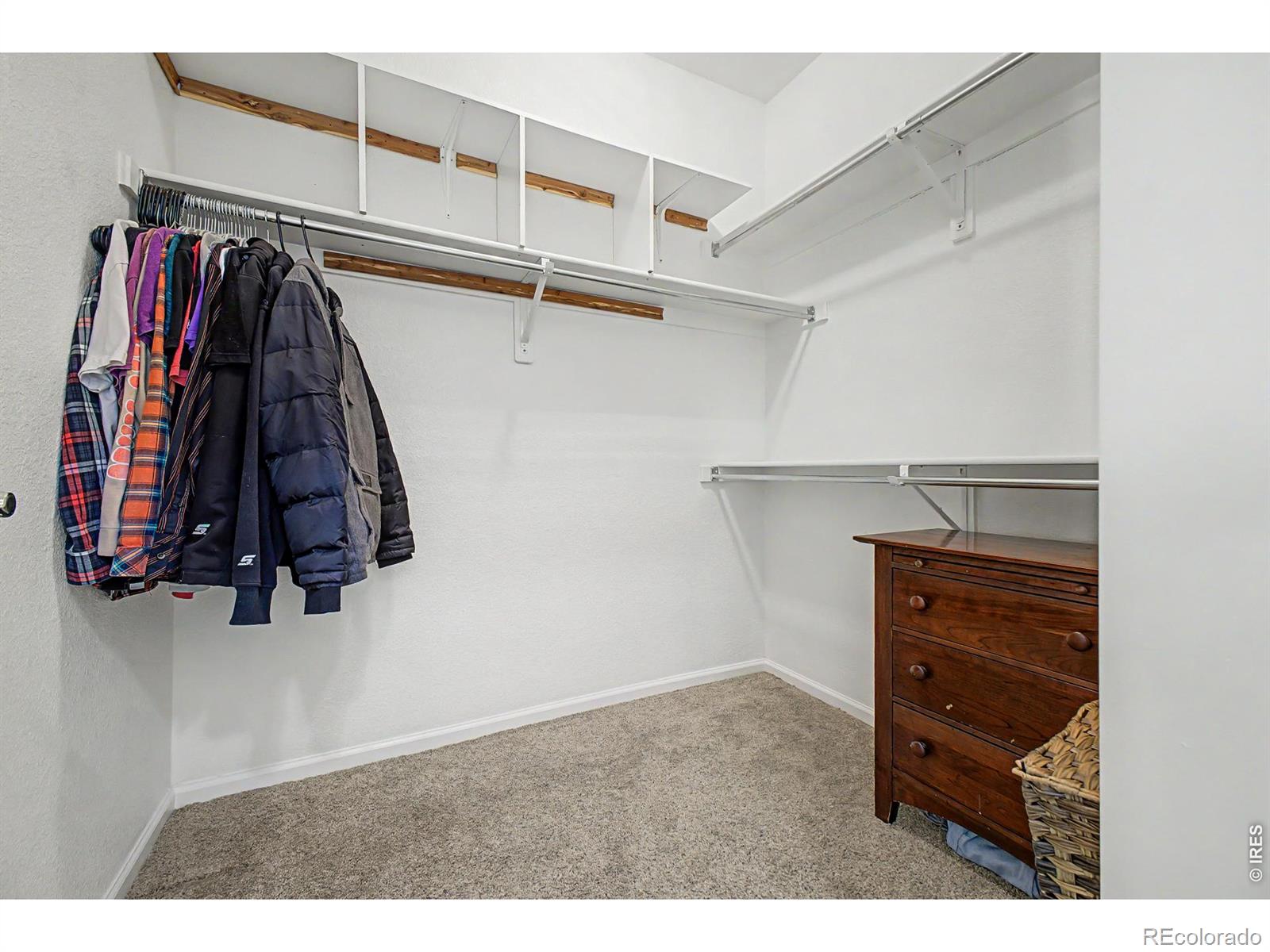 1703 Whitehall Drive Unit: 4F