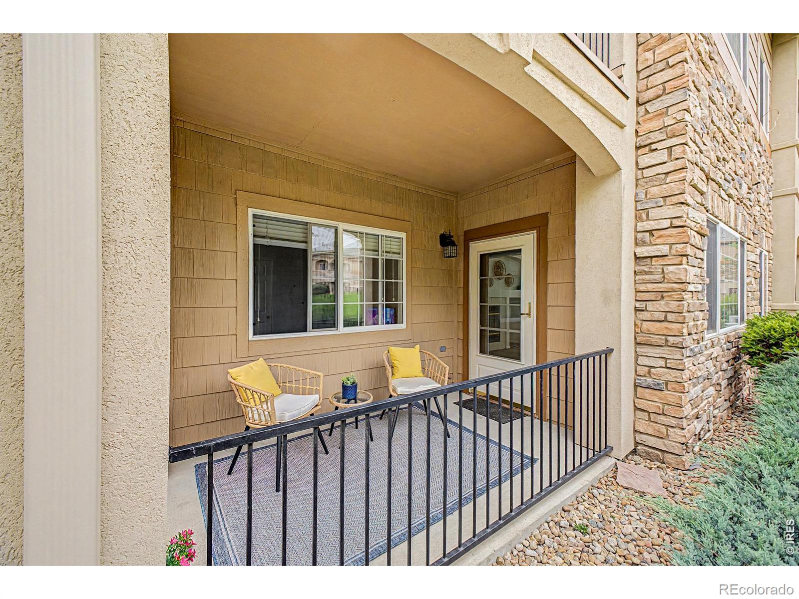 1703 Whitehall Drive Unit: 4F