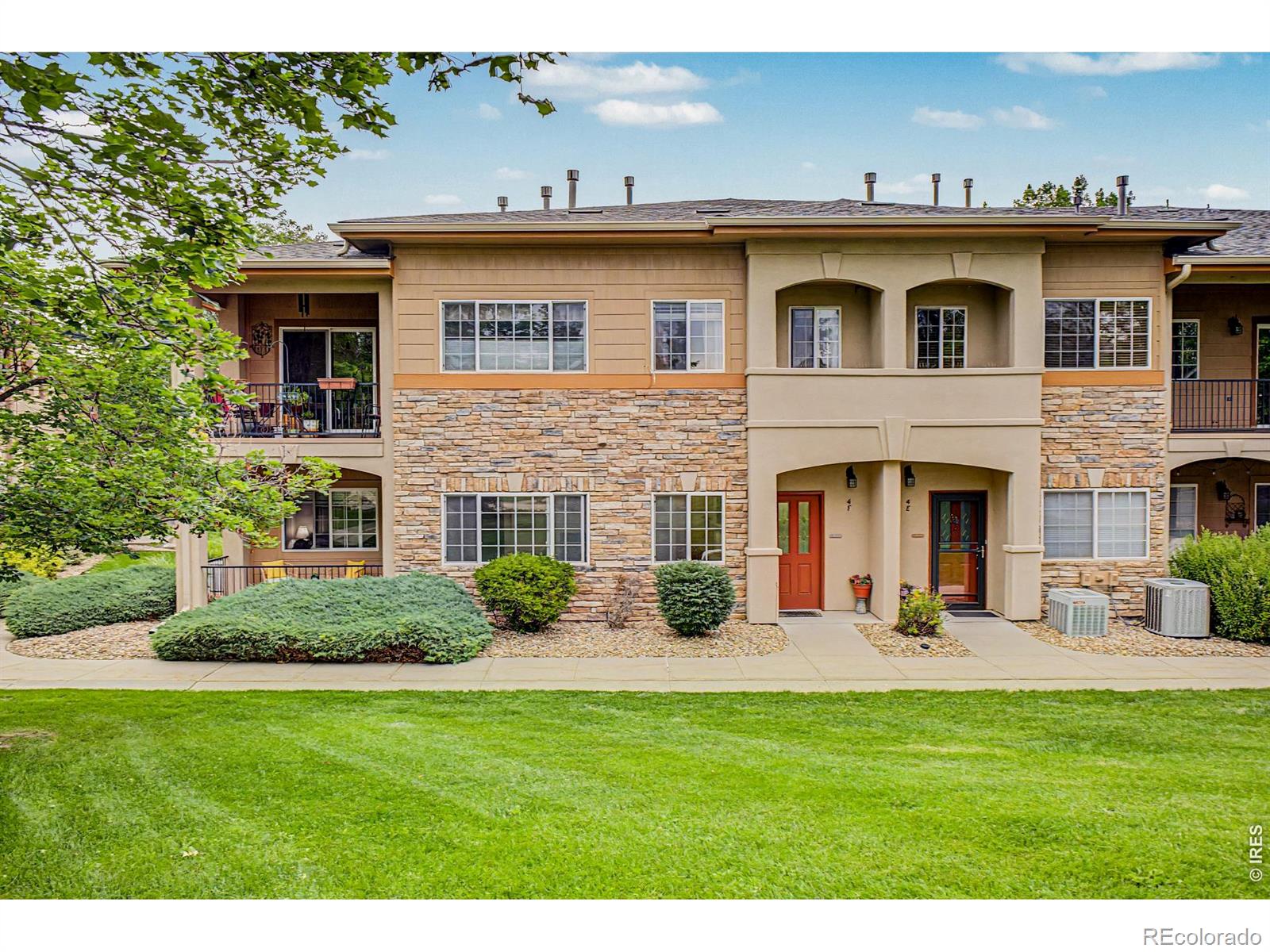 1703 Whitehall Drive Unit: 4F