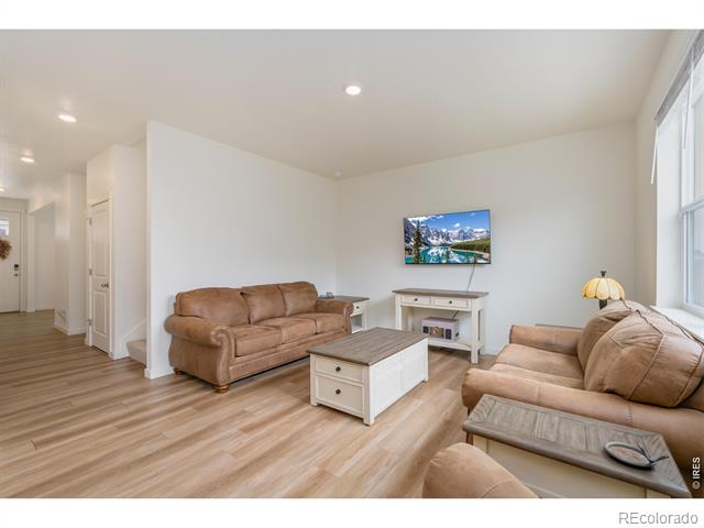 352 Bluebird Road