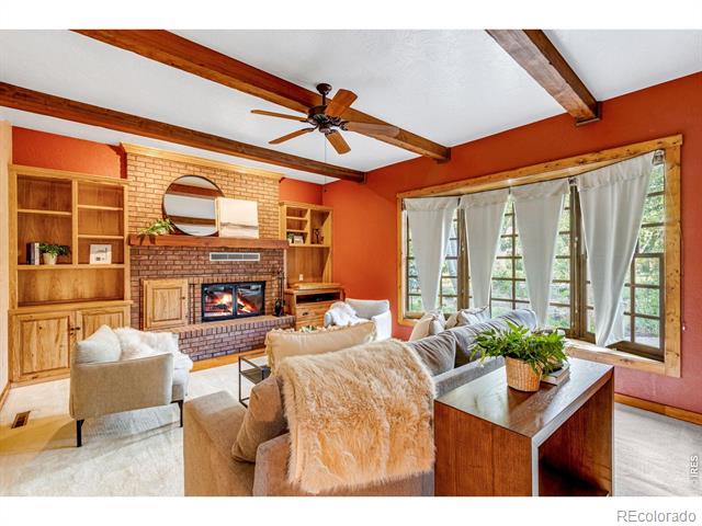 3618 Manzanita Drive