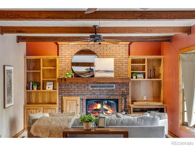 3618 Manzanita Drive