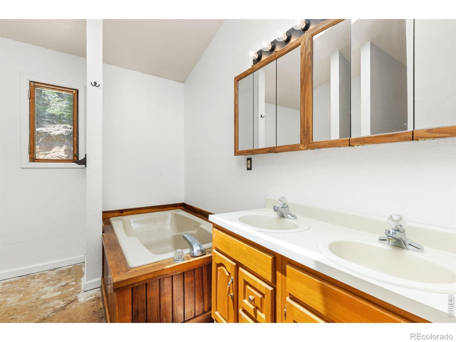 277 Hummer Drive