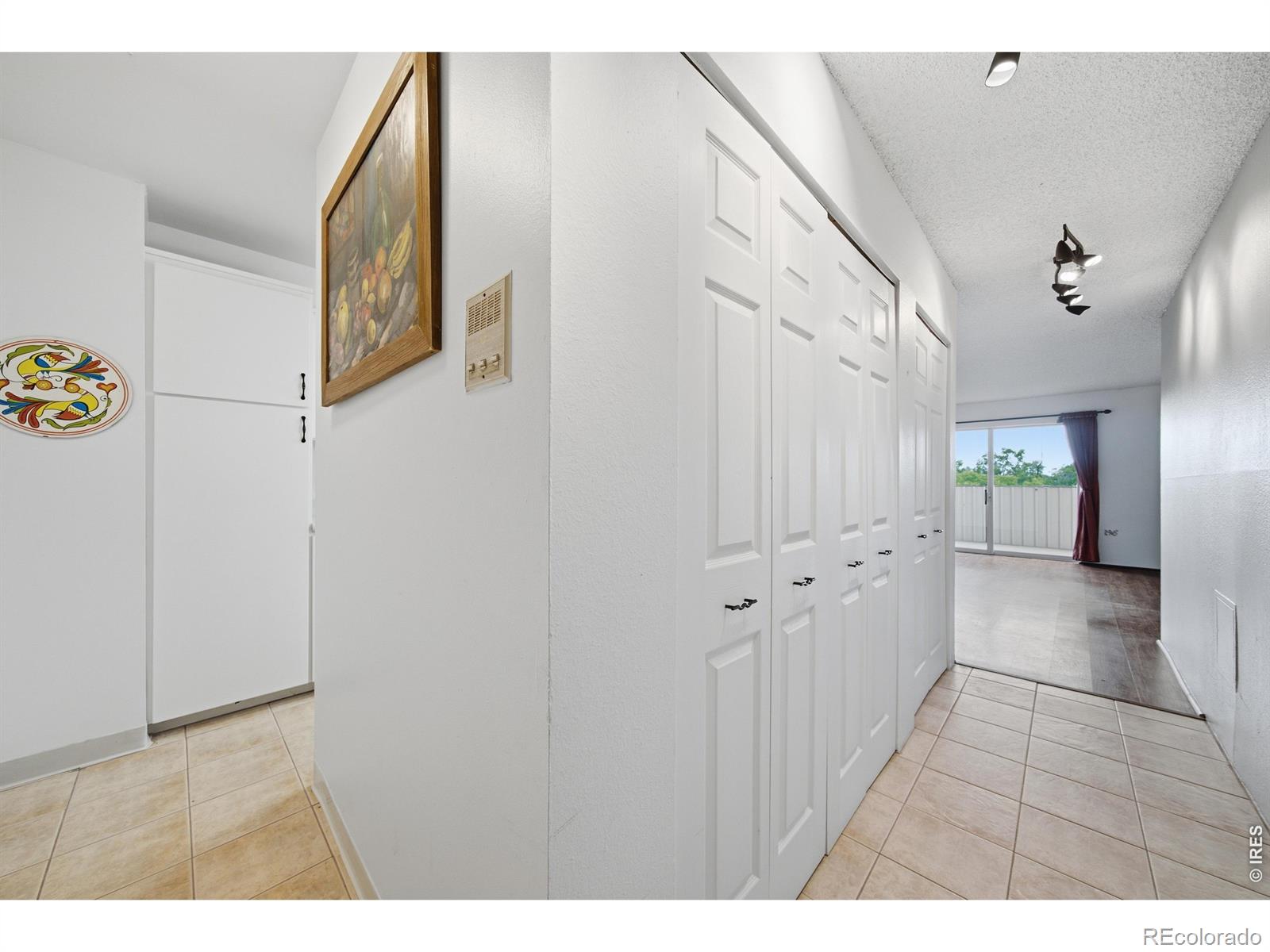 1313 Steele Street Unit: 606