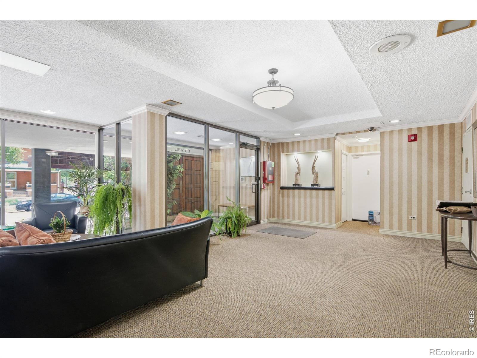 1313 Steele Street Unit: 606