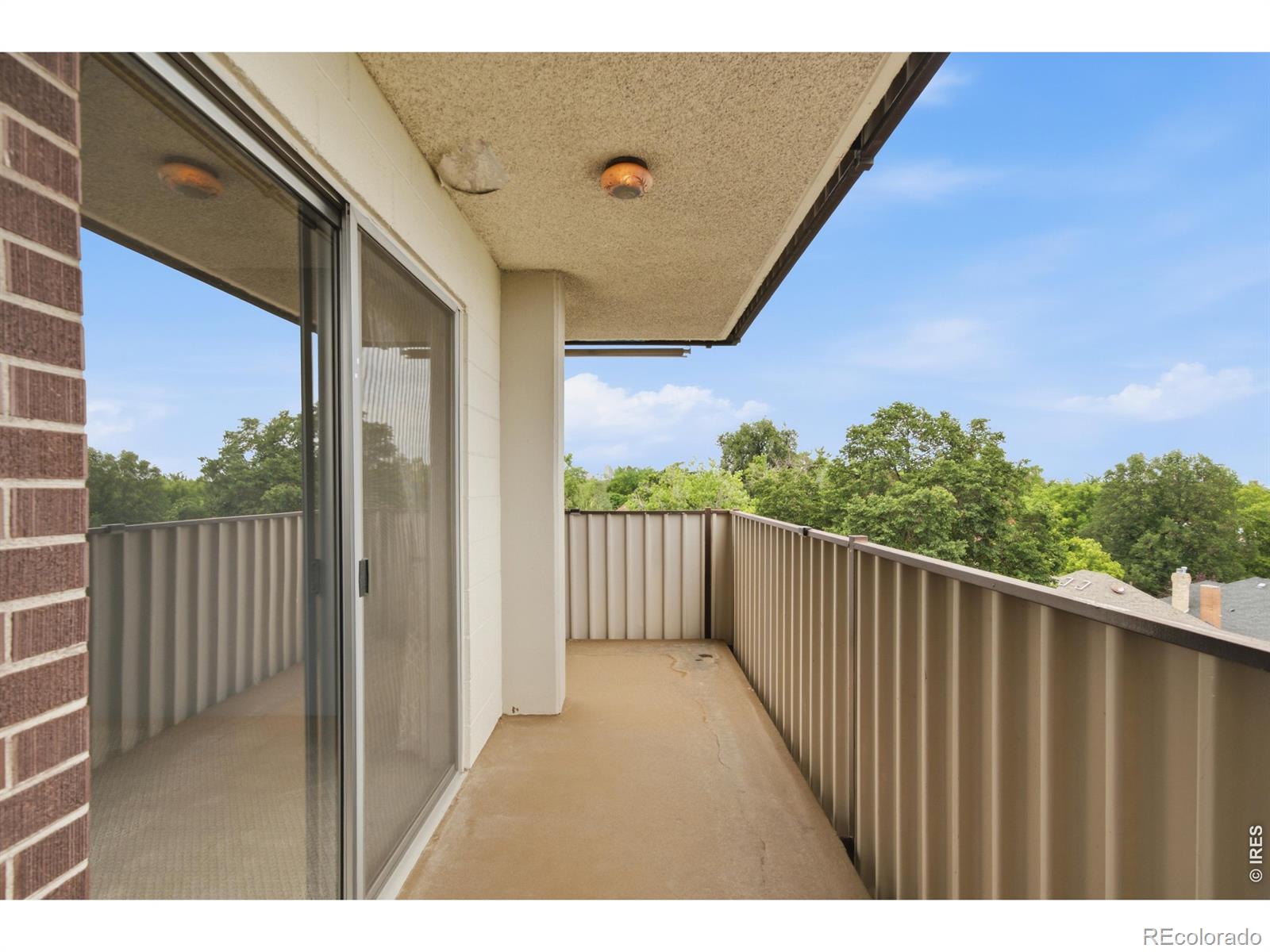 1313 Steele Street Unit: 606