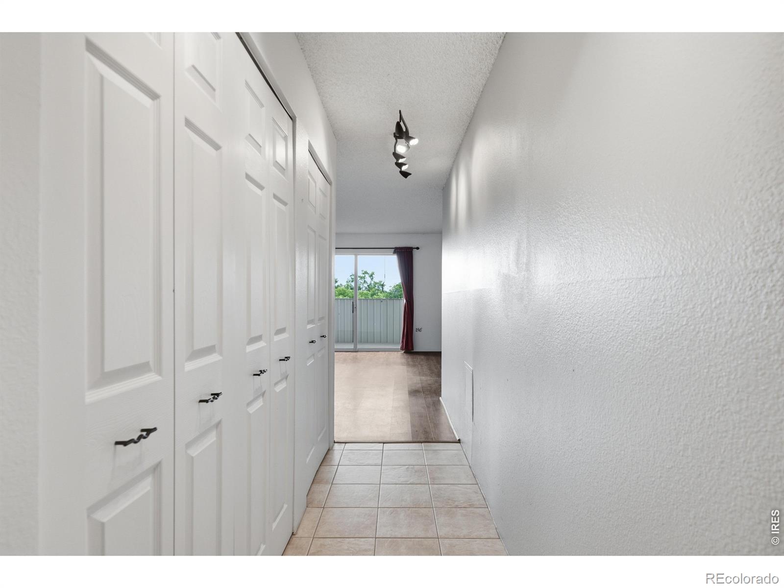 1313 Steele Street Unit: 606