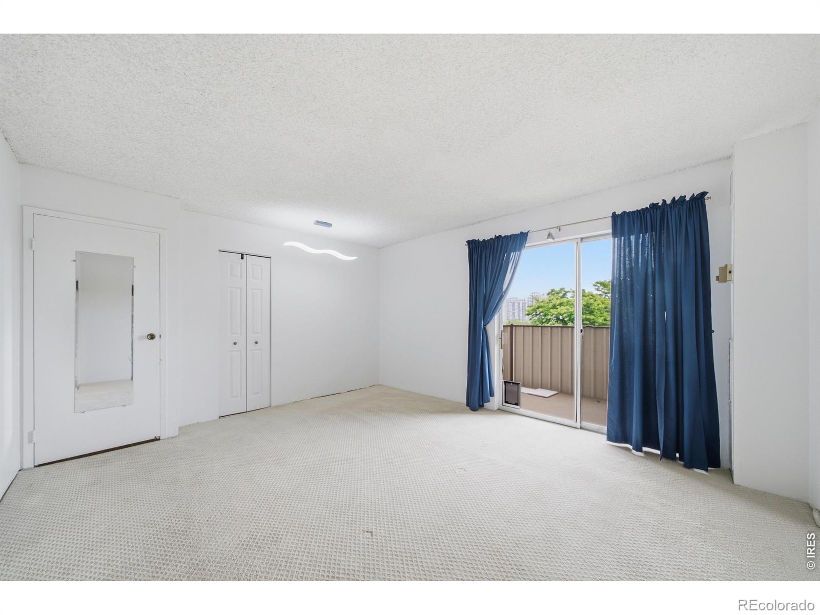 1313 Steele Street Unit: 606