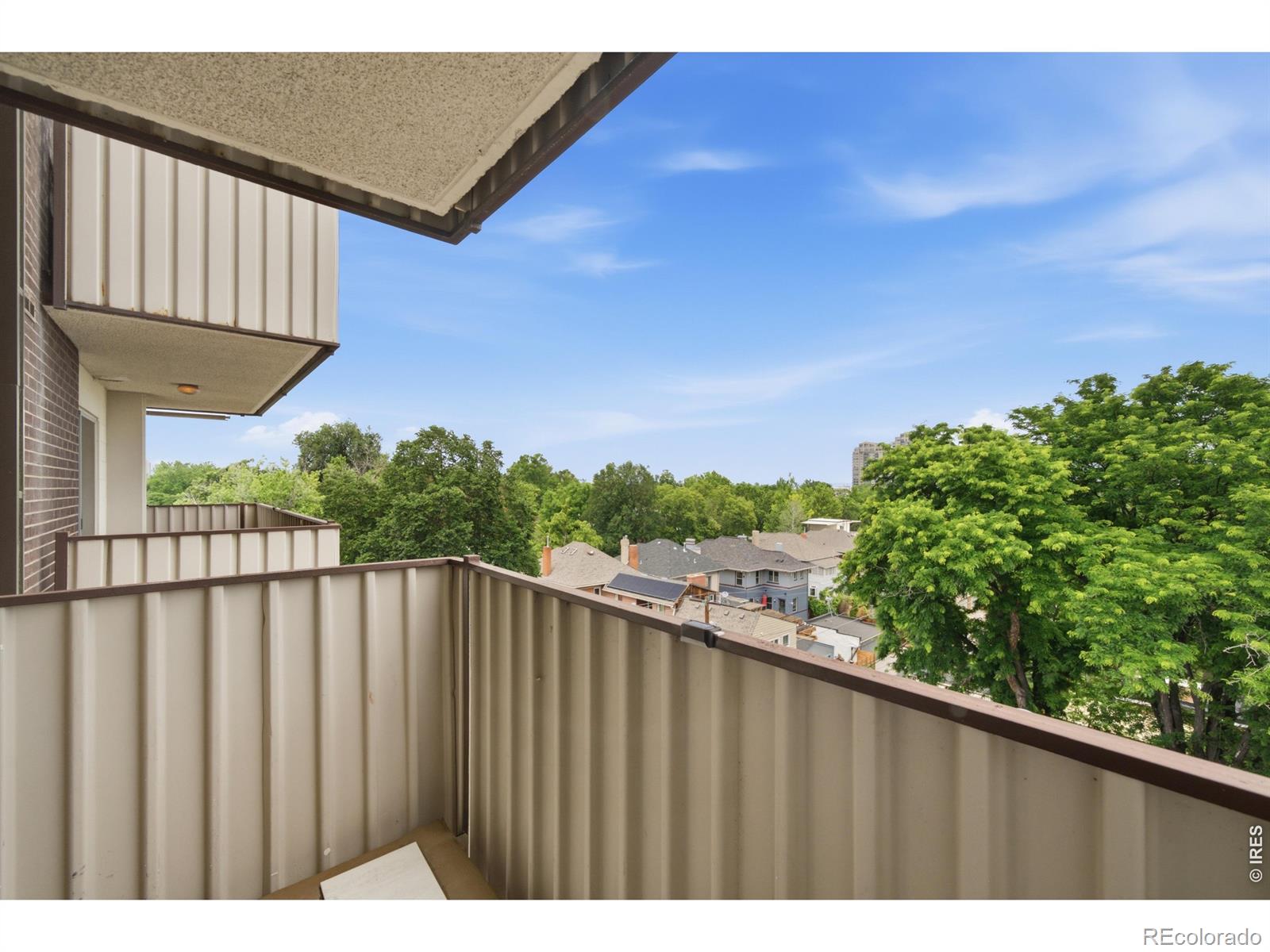 1313 Steele Street Unit: 606