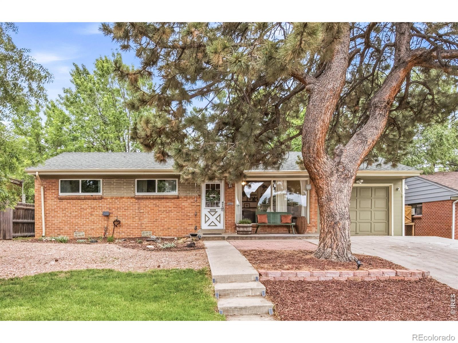 3724 W 85th Avenue