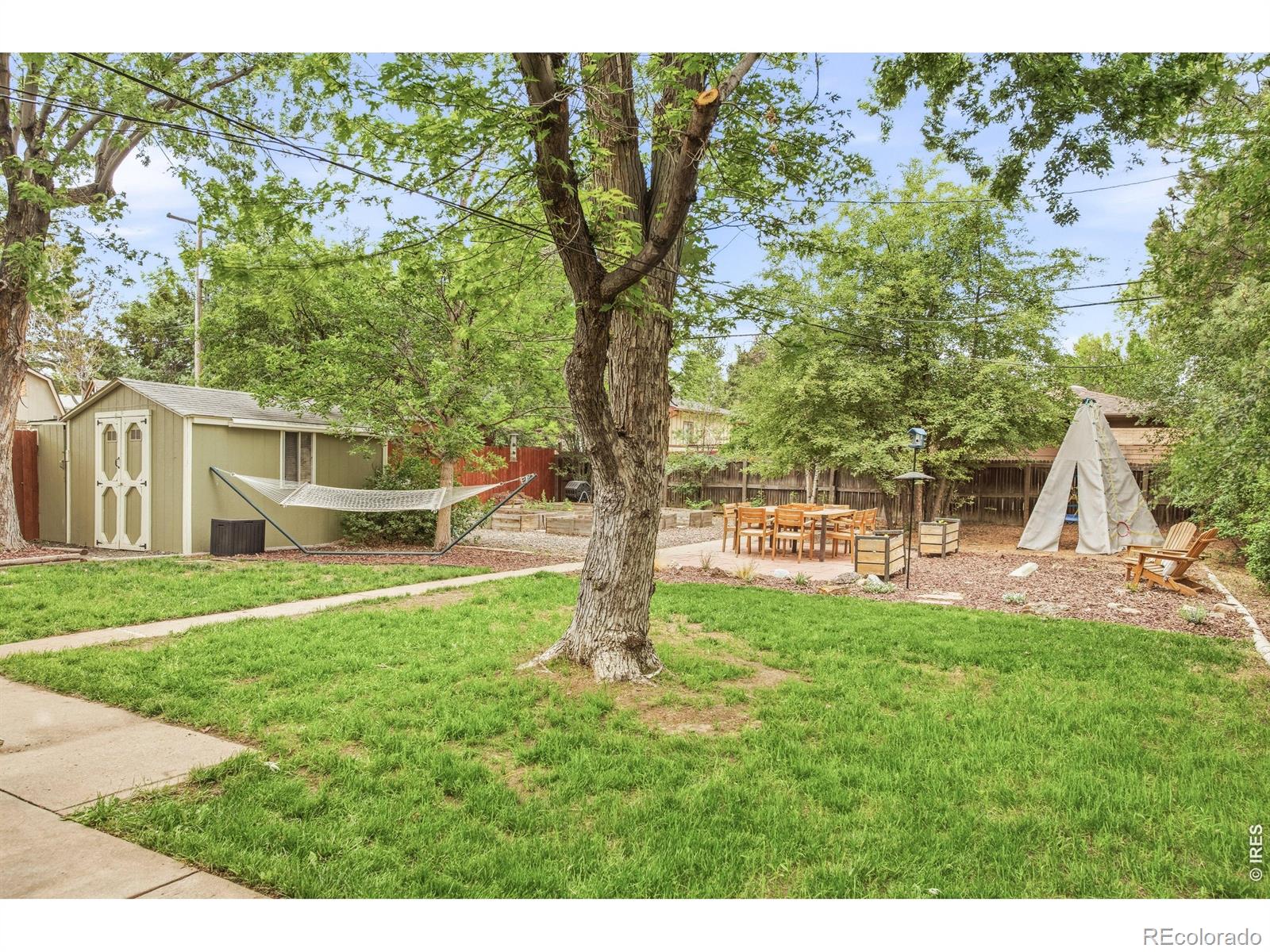 3724 W 85th Avenue