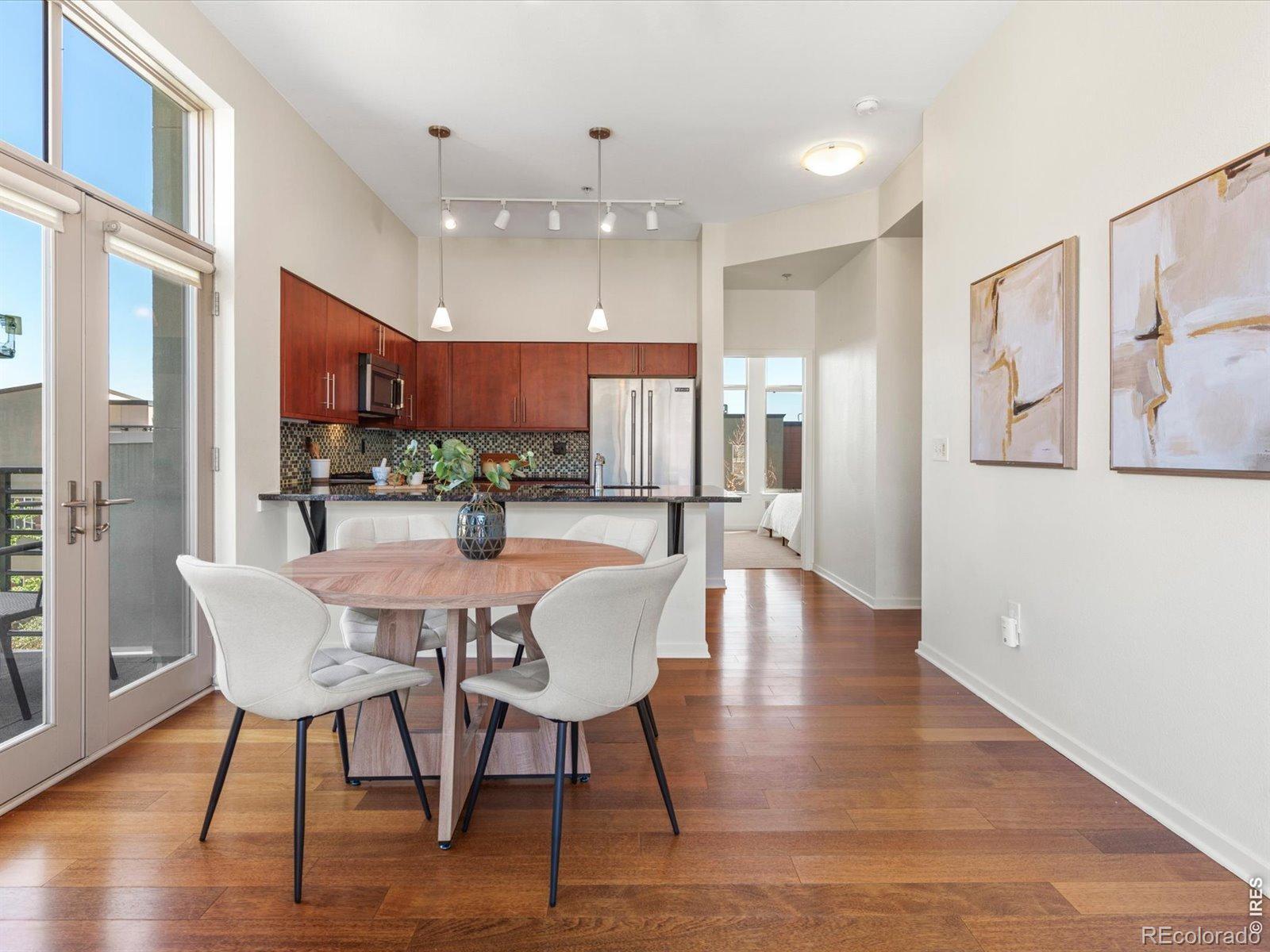 4555 13th Street Unit: E
