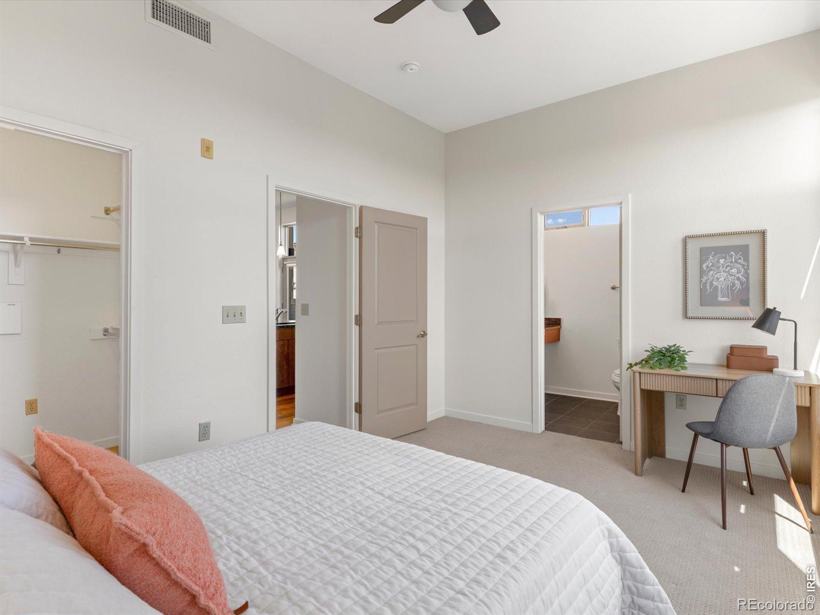 4555 13th Street Unit: E