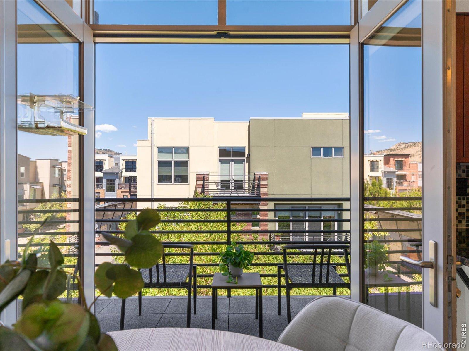 4555 13th Street Unit: E
