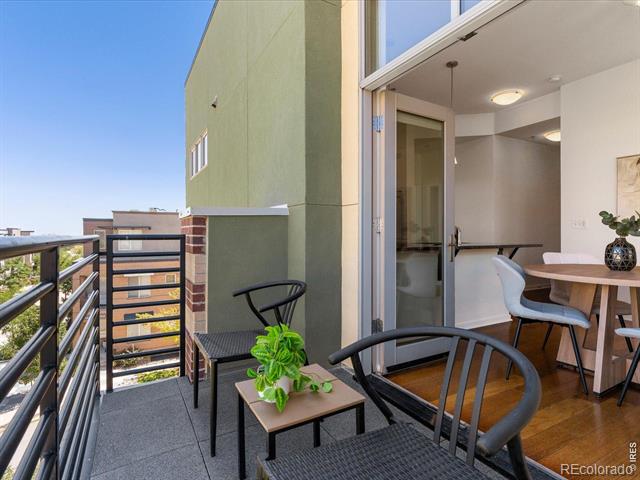 4555 13th Street Unit: E