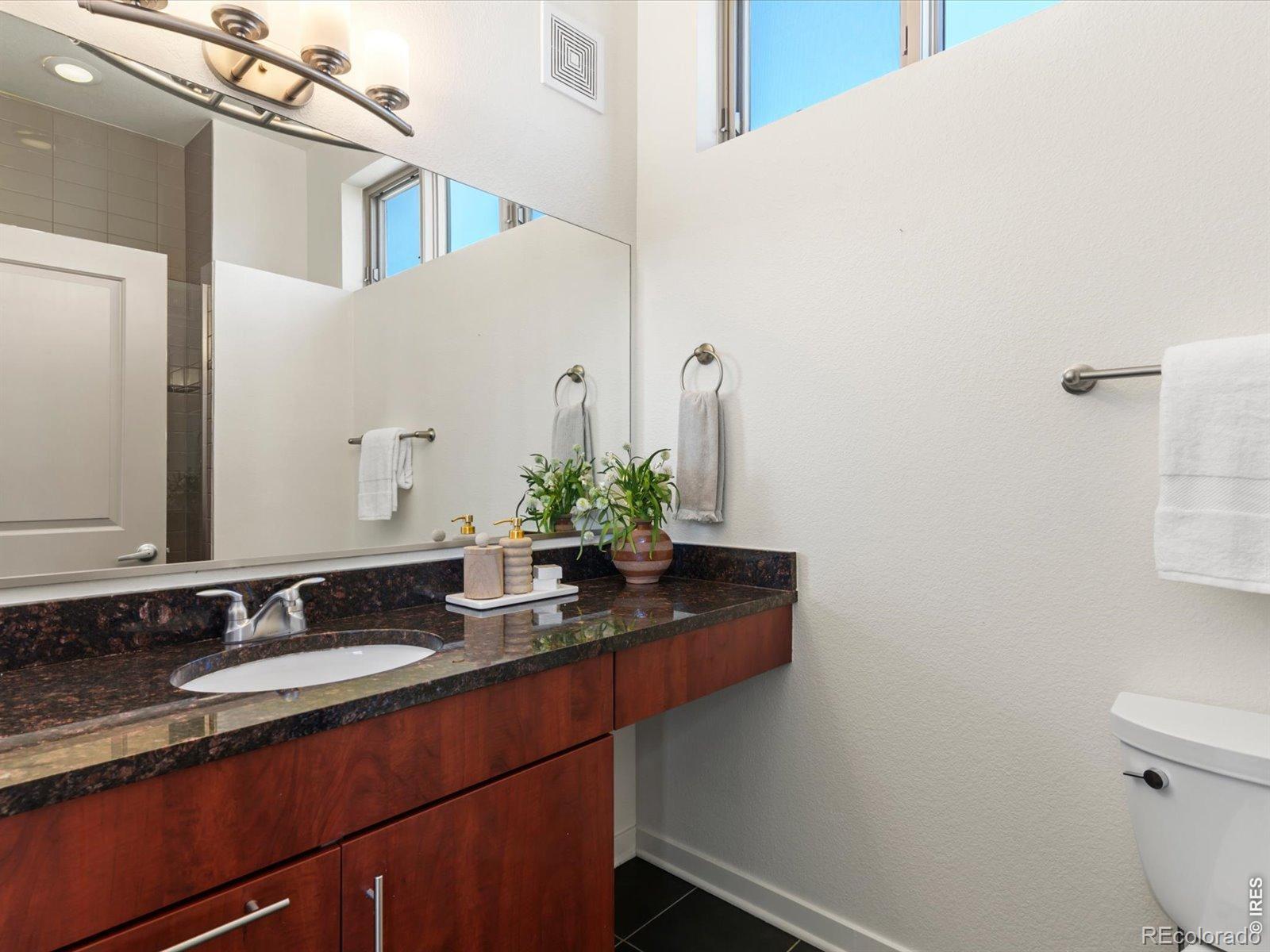 4555 13th Street Unit: E