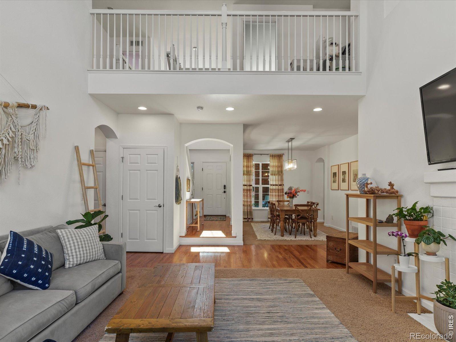 2215 Creekside Drive