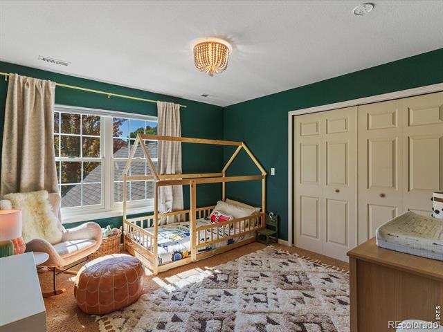 2215 Creekside Drive