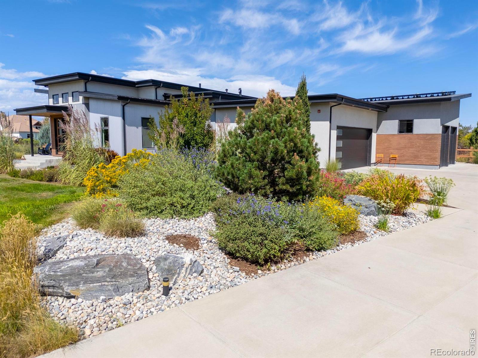 8675 Summerlin Place