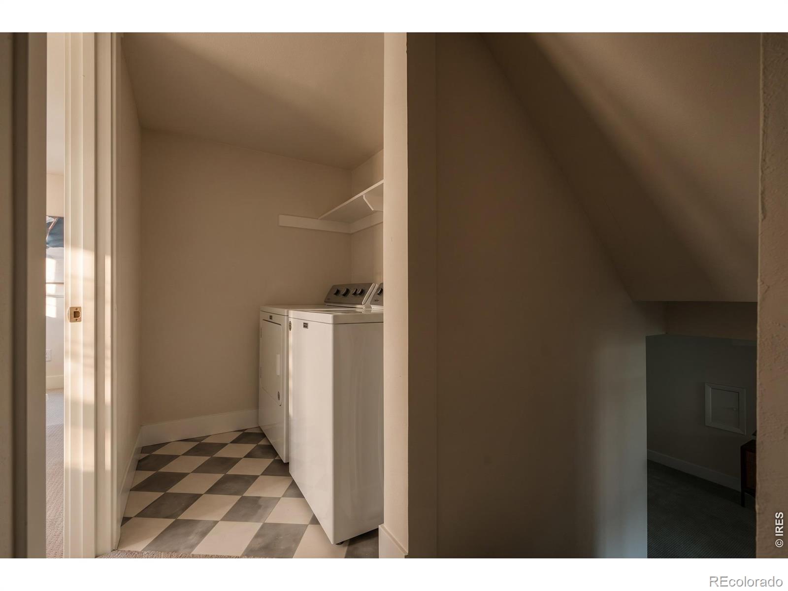4275 Redwood Place