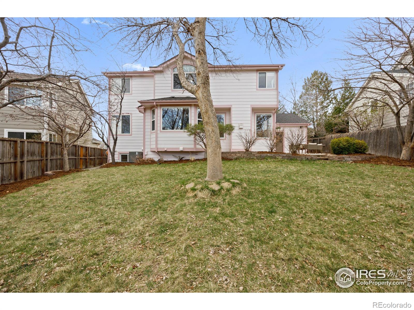 830 W Mulberry Street