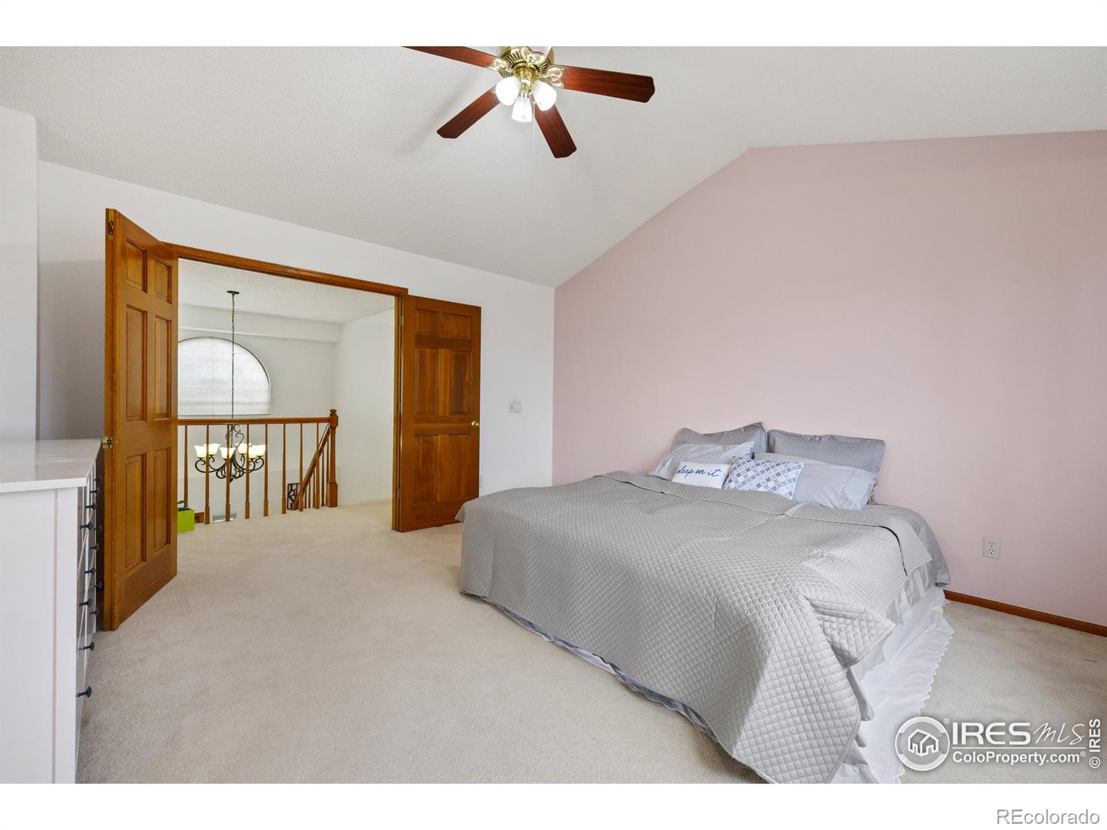 830 W Mulberry Street
