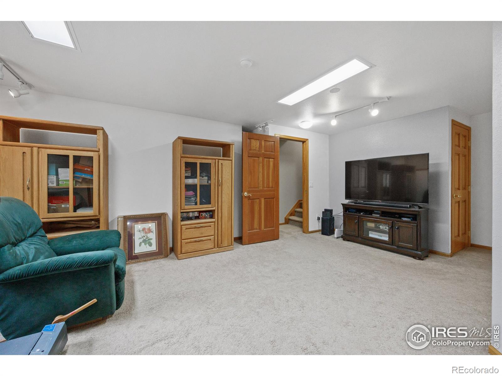 830 W Mulberry Street