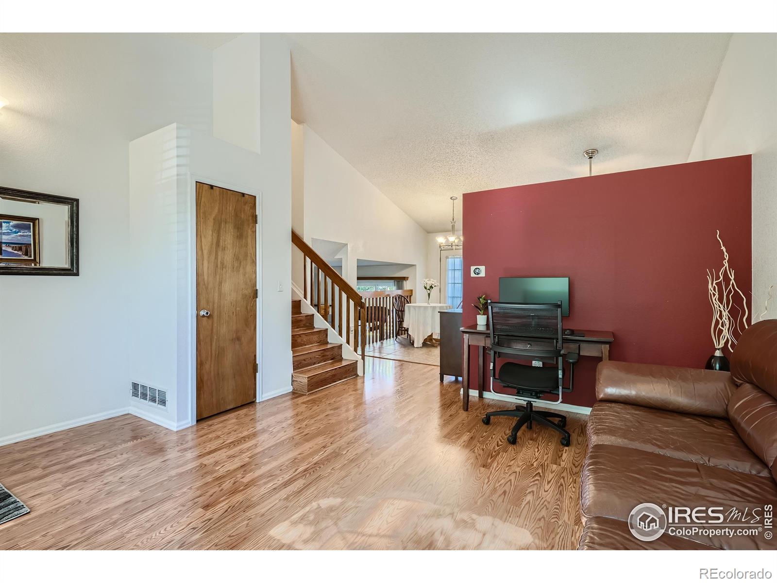 1321 W 132nd Place