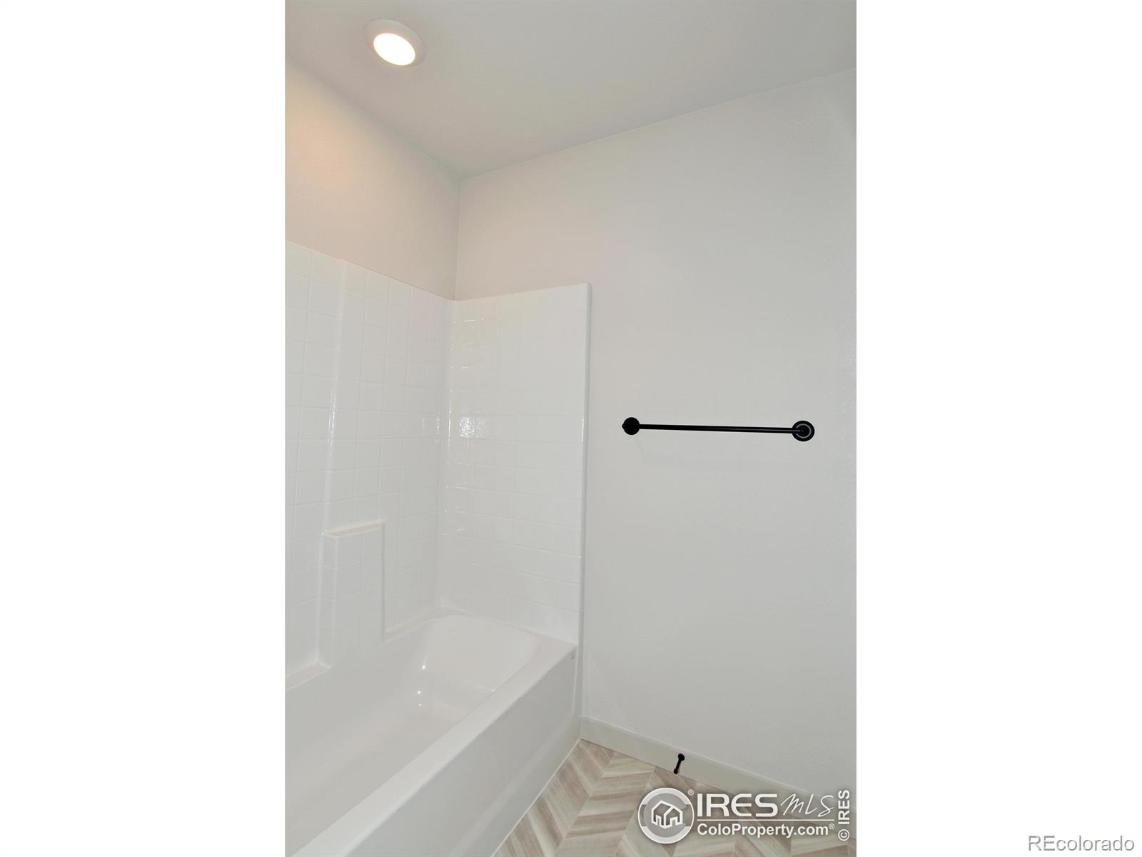 244 E 4th Street