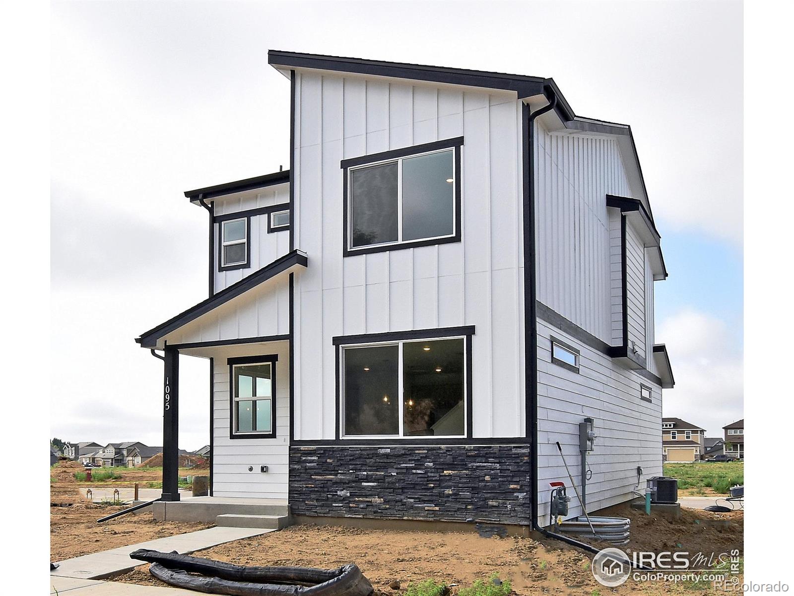 244 E 4th Street