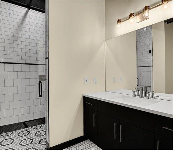 20 Boulder Court 201