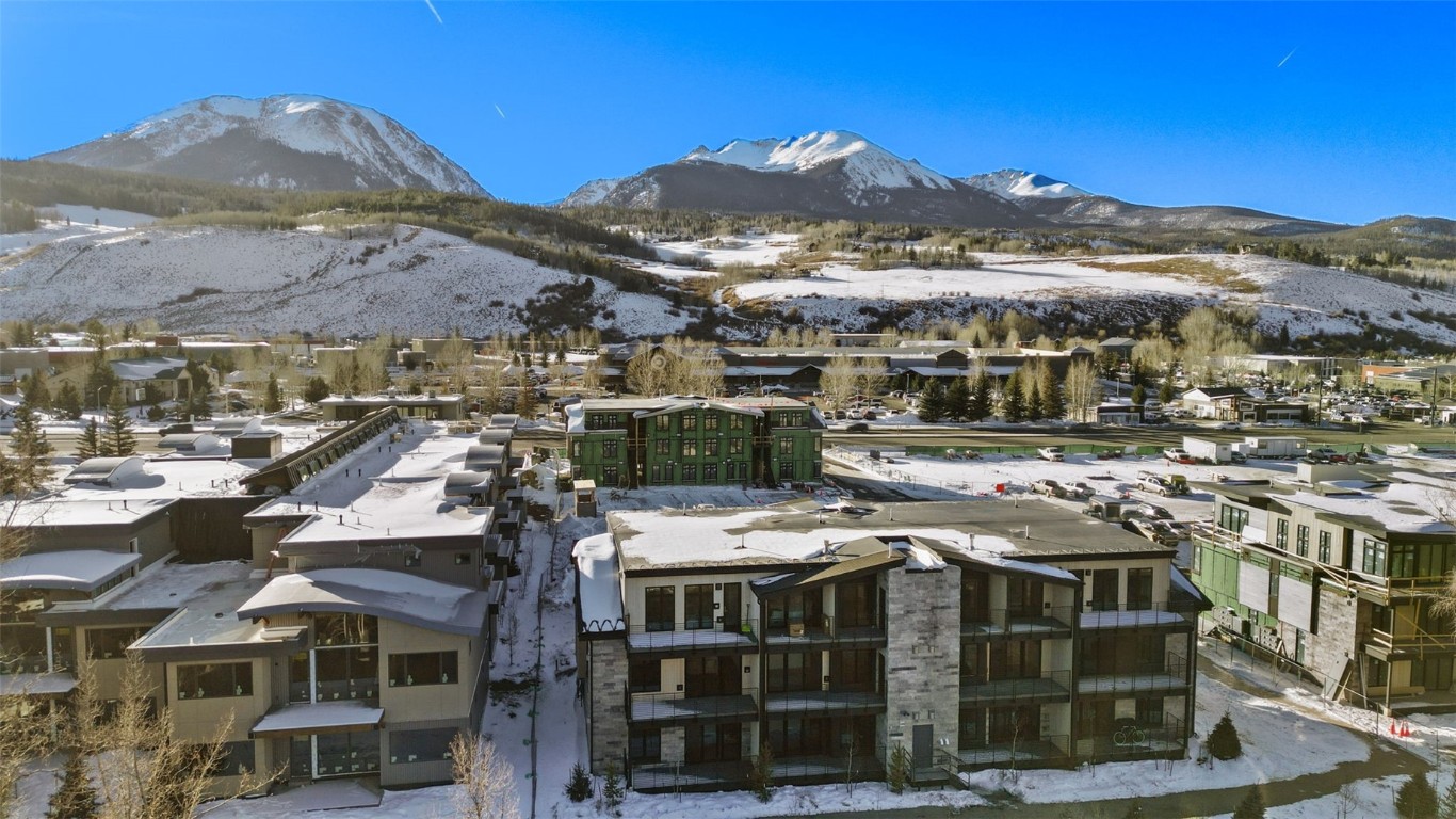 740 Blue River PARKWAY D22