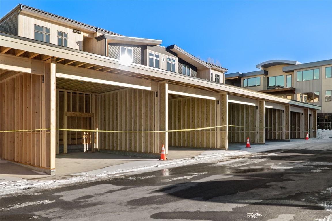 740 Blue River PARKWAY D22