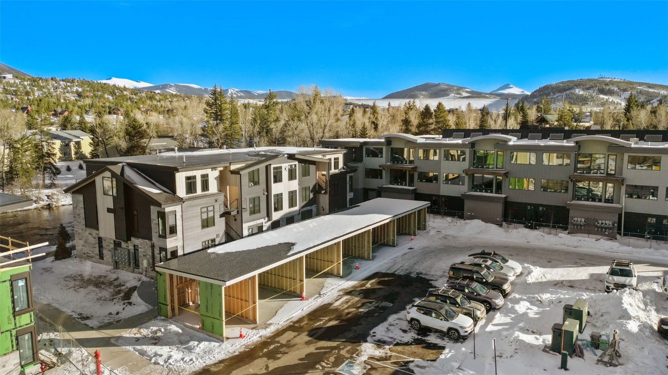 740 Blue River PARKWAY D22