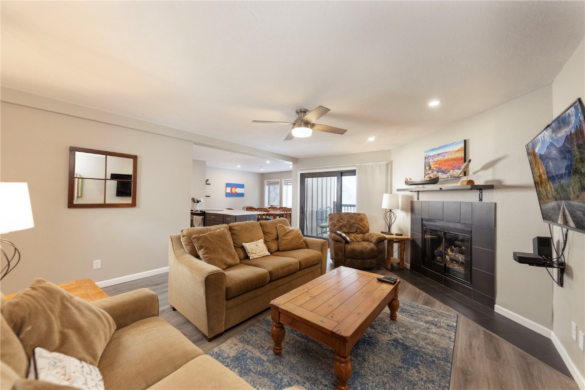 325 Four Oclock ROAD A103