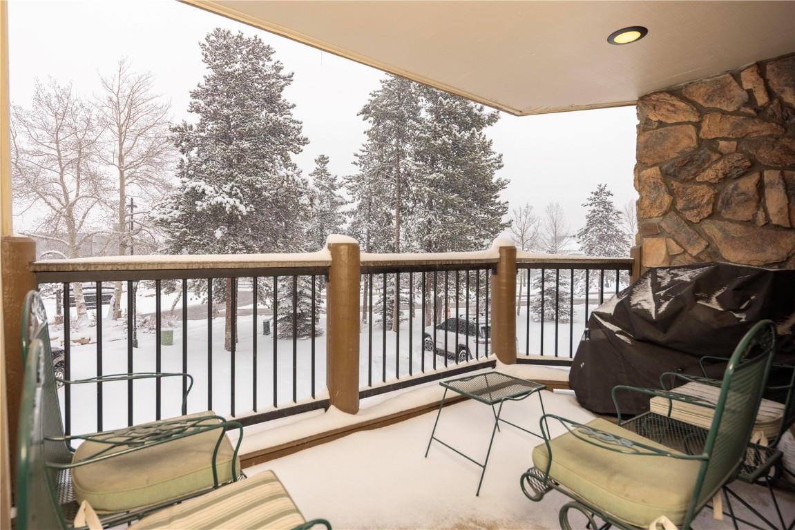 325 Four Oclock ROAD A103