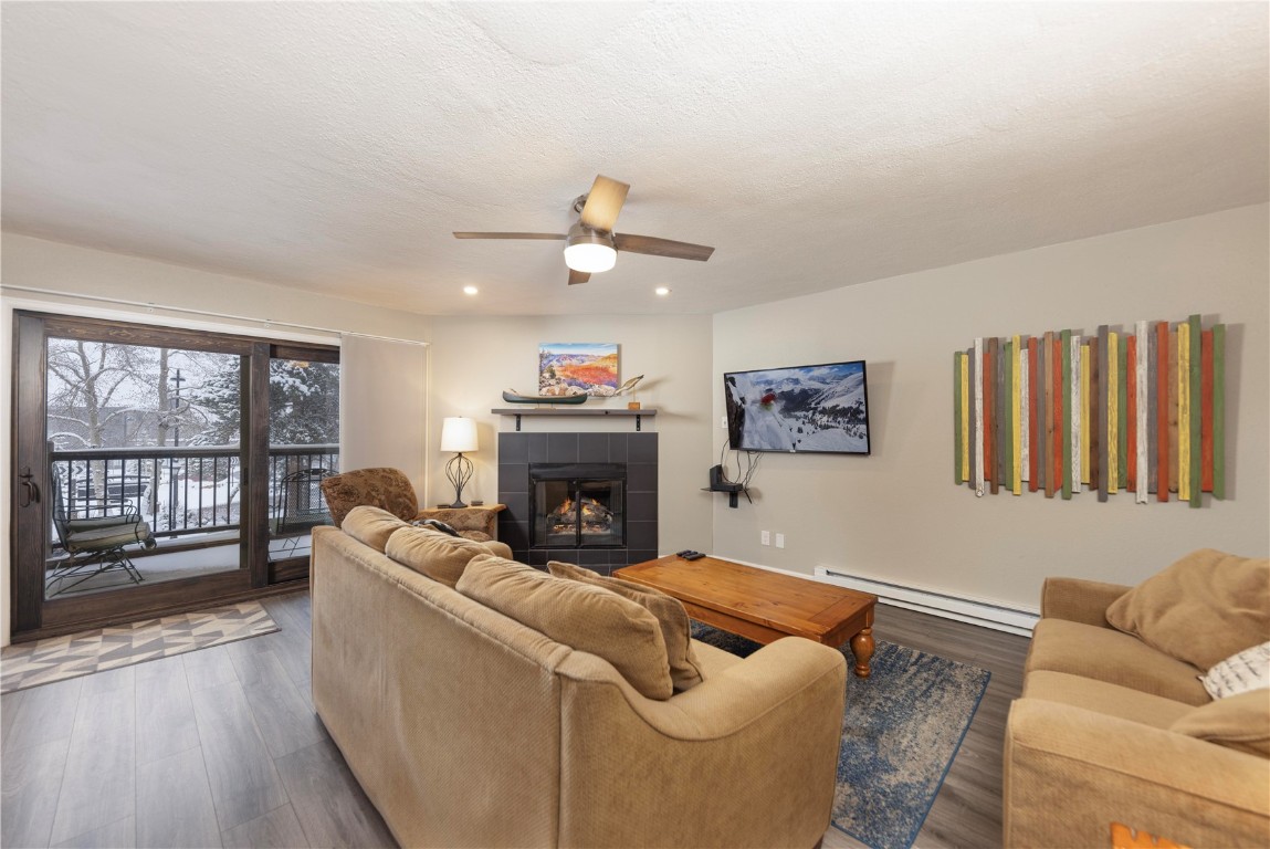 325 Four Oclock ROAD A103