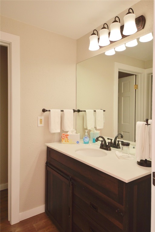 535 S Park AVENUE 215