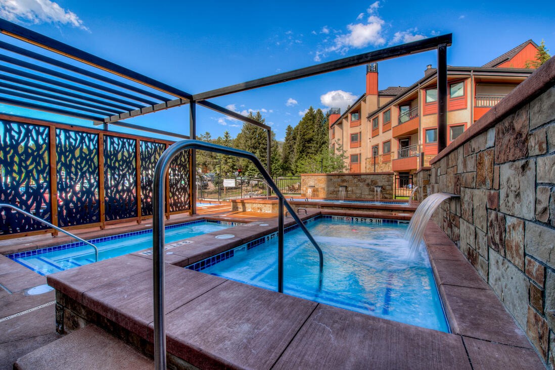 535 S Park AVENUE 215