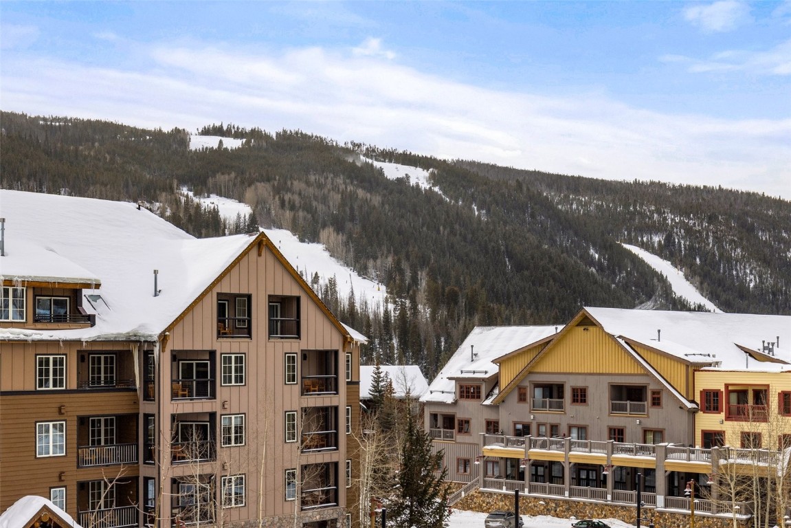 100 Dercum SQUARE 8363