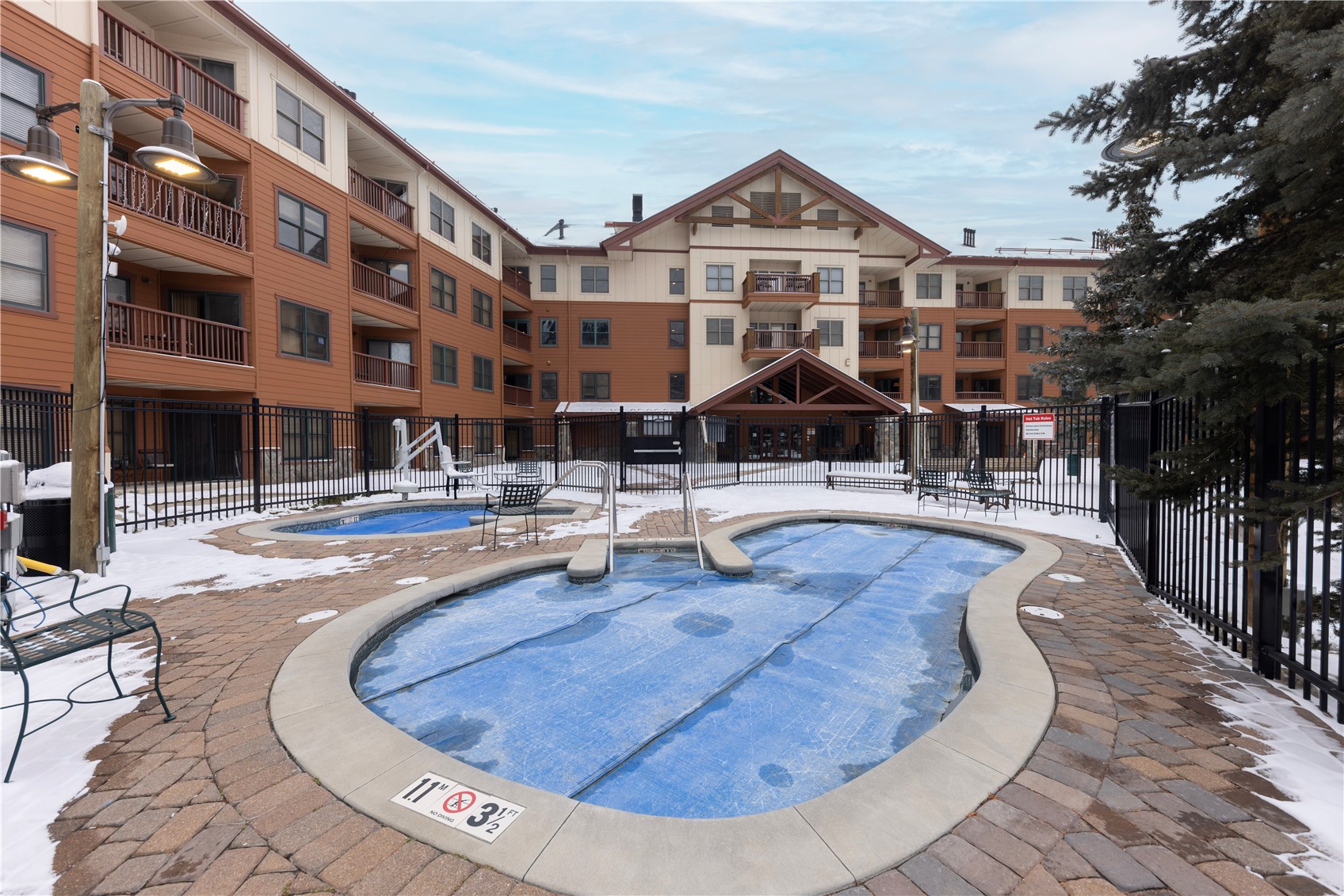 105 Wheeler CIRCLE 434