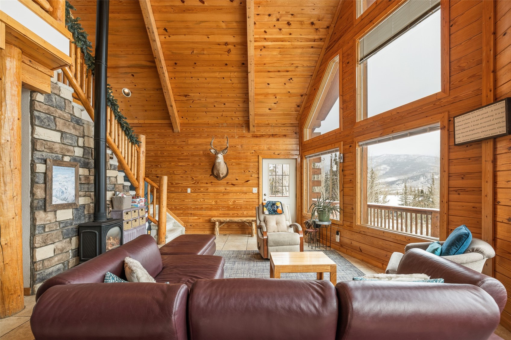596 Aspen DRIVE