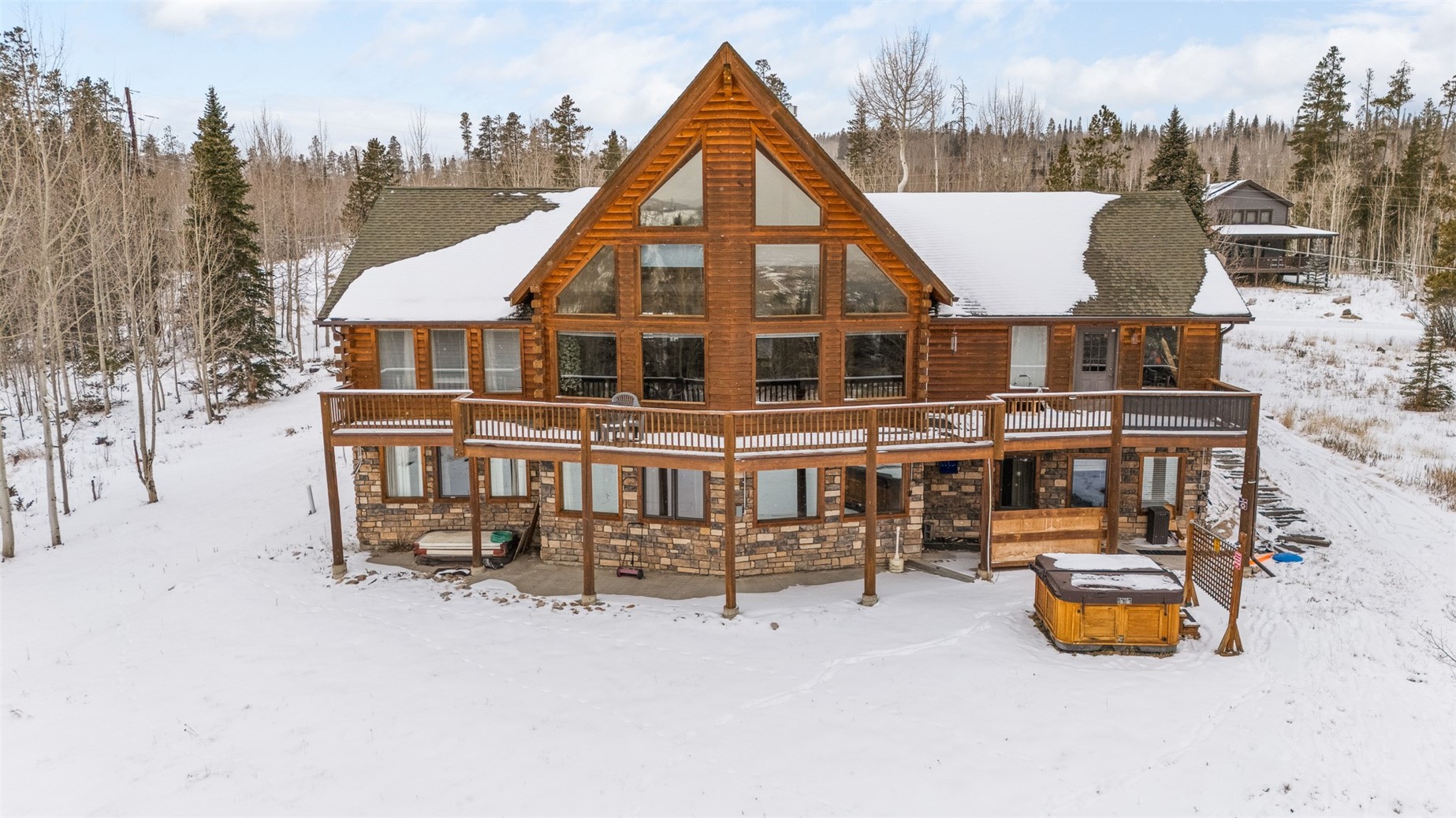 596 Aspen DRIVE