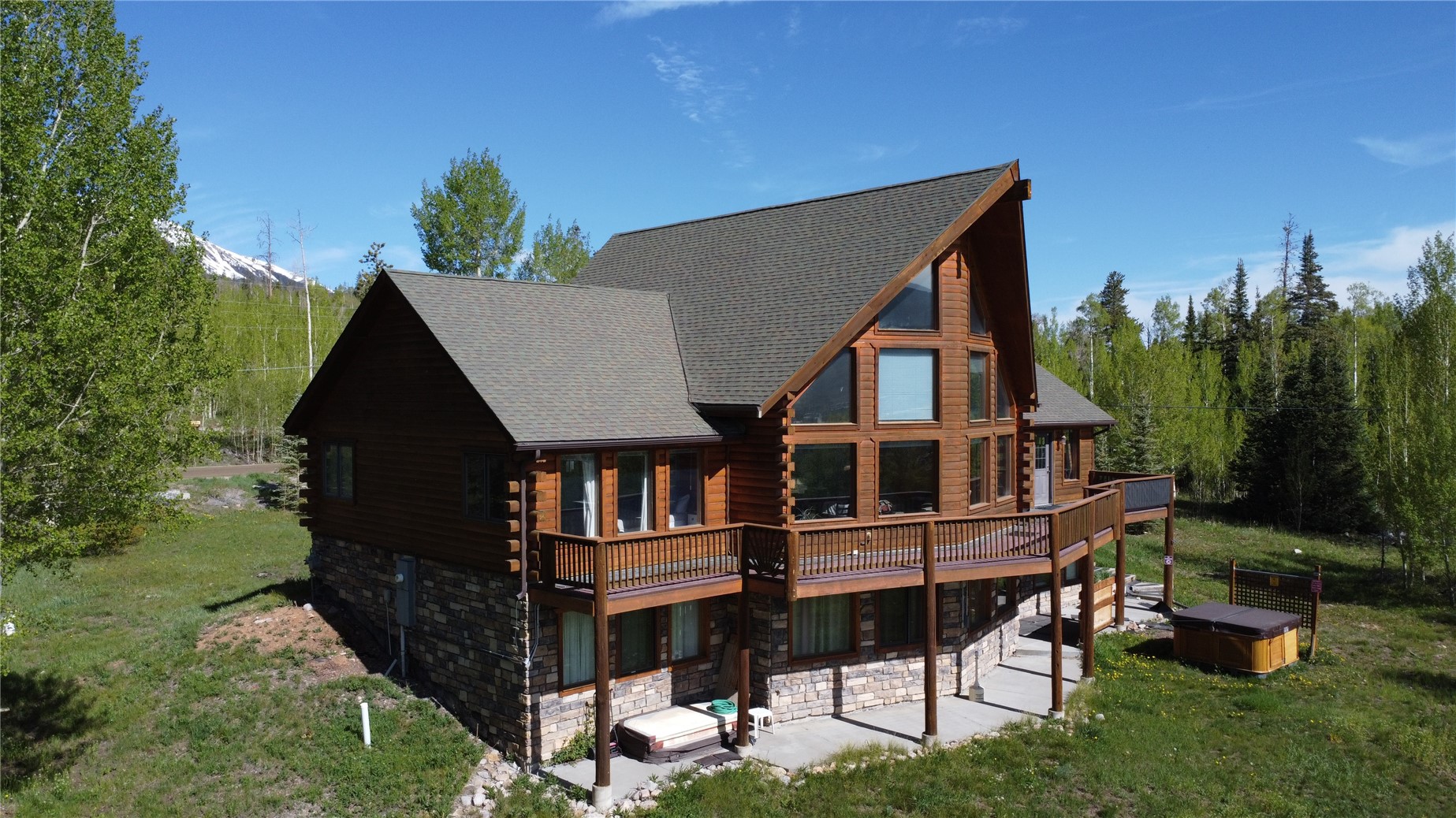 596 Aspen DRIVE